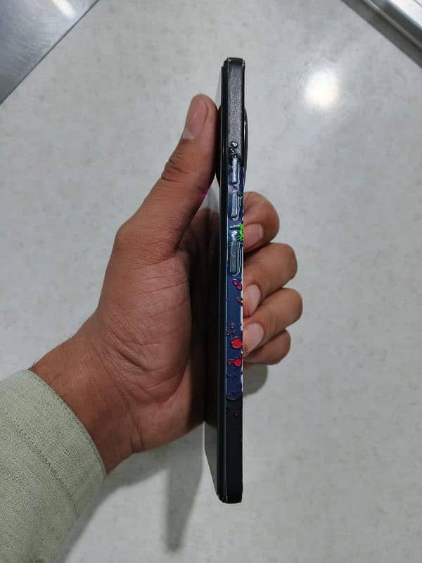 tecno camon 30 12 GB RAM wala. phone number 03087232705 3