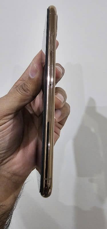 iphone xs max PTA Approved 1