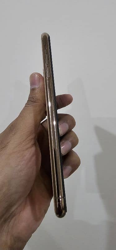 iphone xs max PTA Approved 3