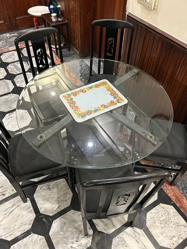 Beveled Glass Top Dining Table with 6 Kikar Chairs 1