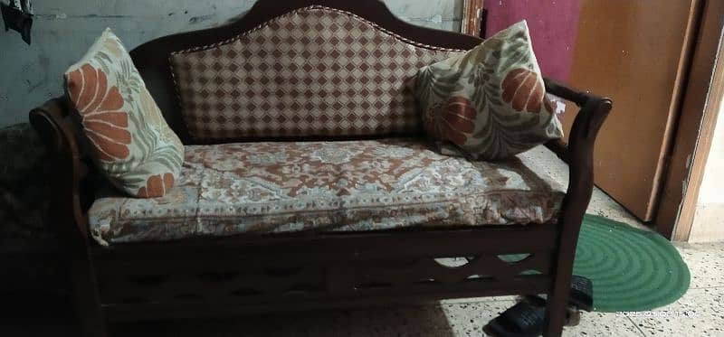 selling sofa 5