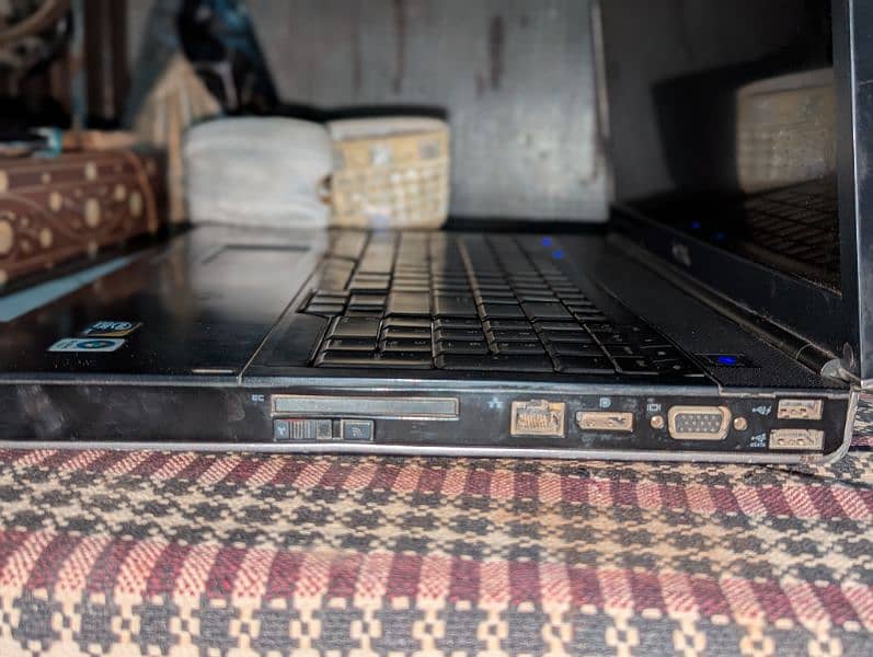 Dell Laptop cour i2 5