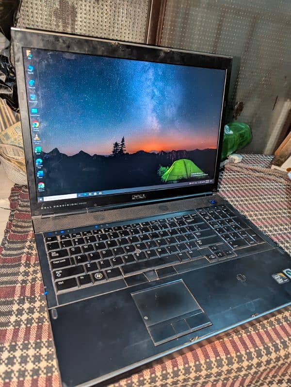 Dell Laptop cour i2 7