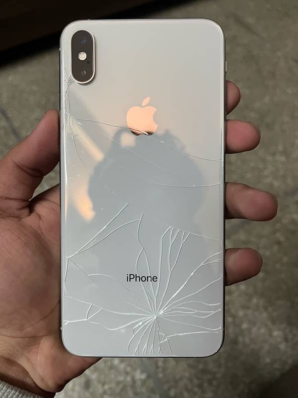 Apple iPhone XS Max 0