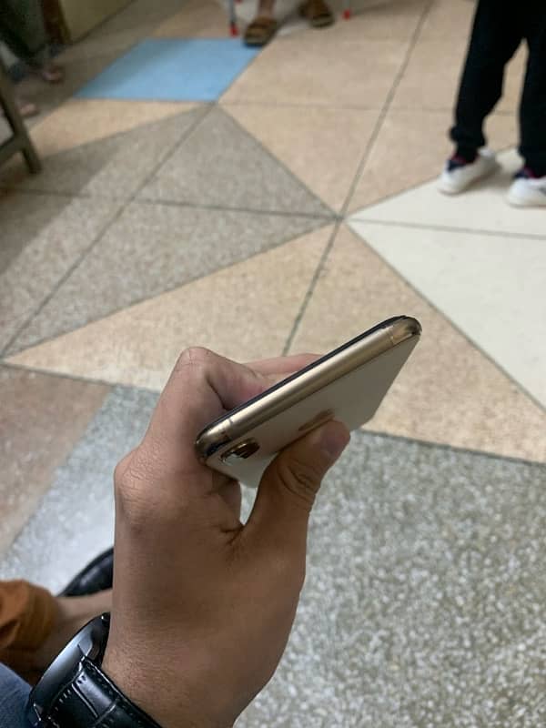 Iphone XS MAX 5