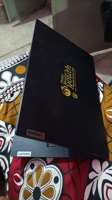 Lenovo PM Laptop with BOX 1