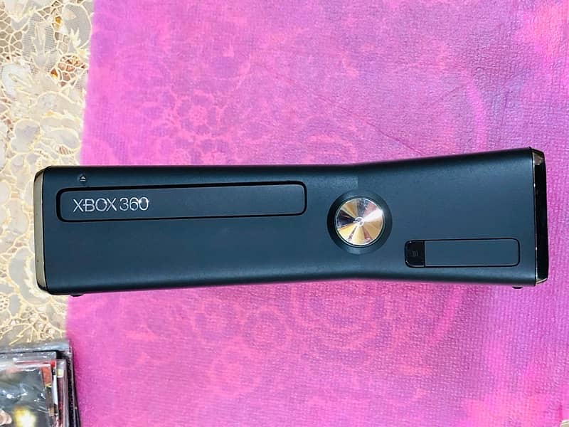 Xbox 360 Slim USA Model Jailbreak Jtag 200+Games 4