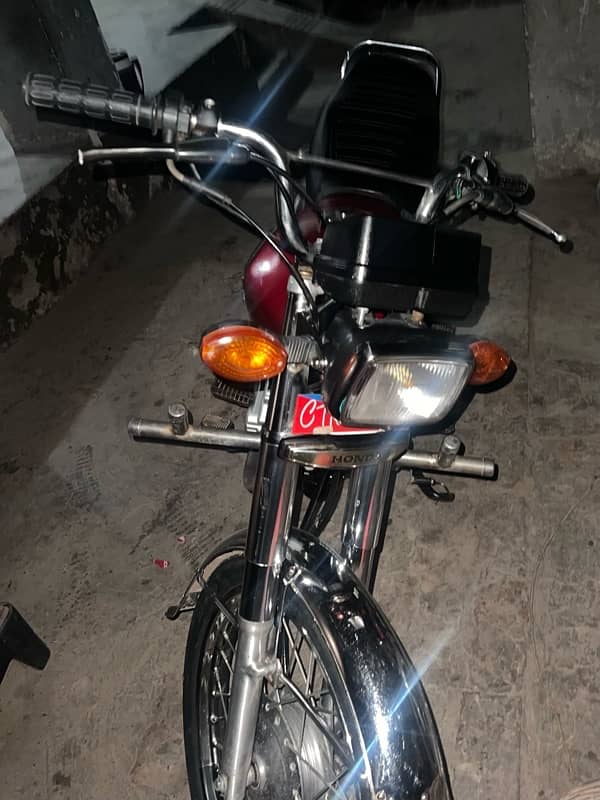 Self start 19 model 125 honda 0