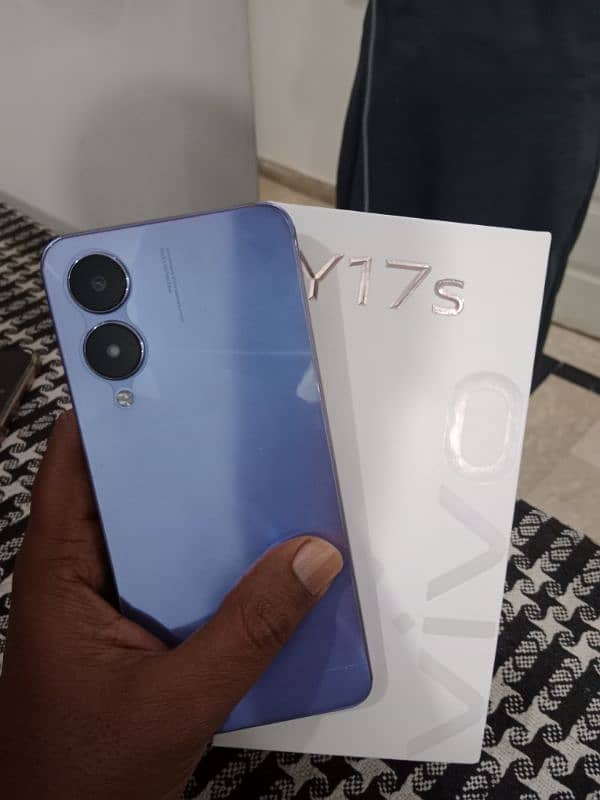 Vivo y17s 4/128GB 0