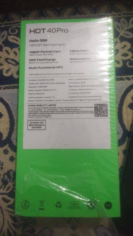 infinix hot 40 pro. 8 month wrnty remain. . 18 256. . 10 by 10 condition 0