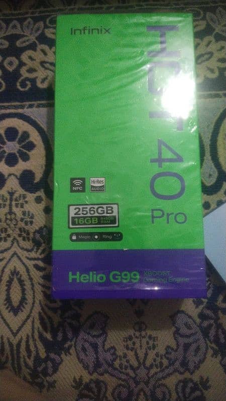 infinix hot 40 pro. 8 month wrnty remain. . 18 256. . 10 by 10 condition 1