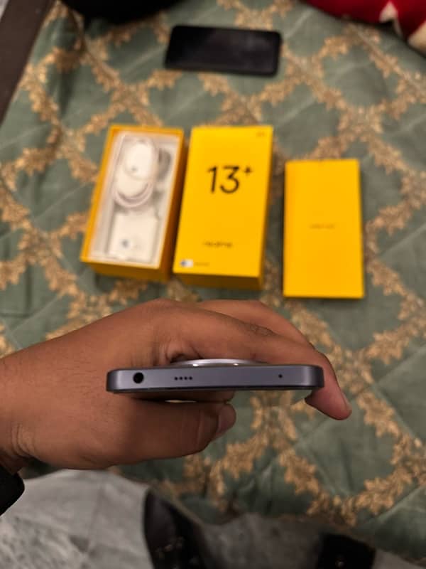 realme 13plus 4