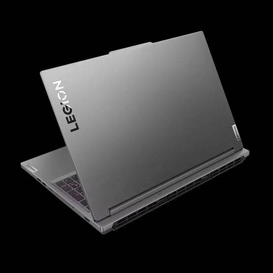 New Lenovo Legion Pro i7 Rtx 4070 gaming laptop 16gb ram 1tb ssd Qhd 3