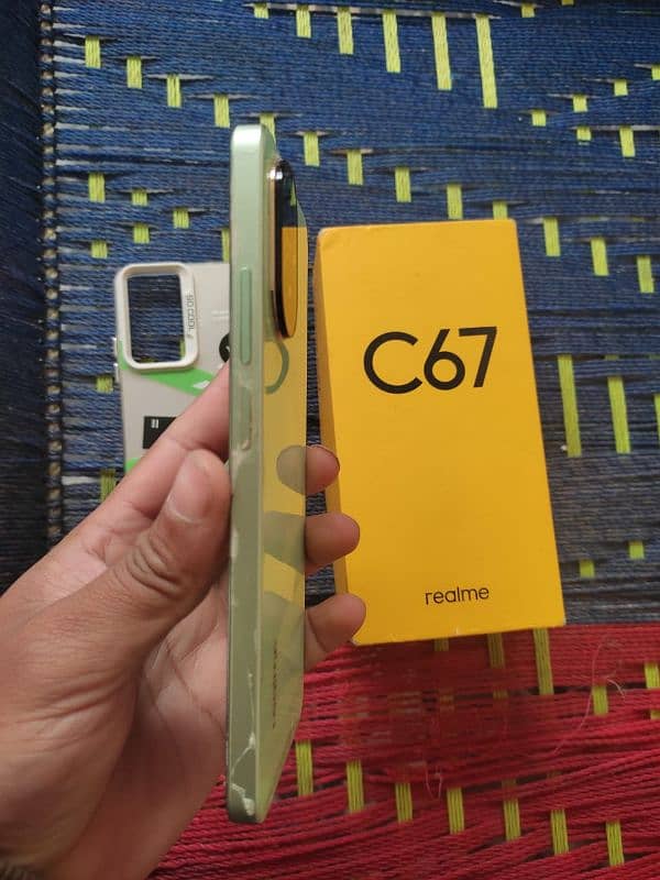 Realme c67 7