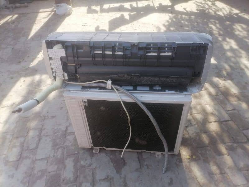 Kenwood 1.5 Ton Used AC for Sale brand new condition 4