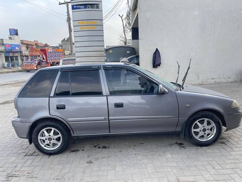 Suzuki Cultus VXR 2016 3