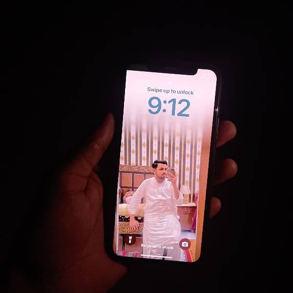 iphone 11 pro 256 Gb non PTA. condition 10/10. health 100 1