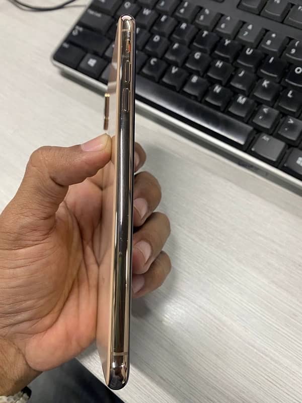 iphone Xs Max pta approved 256gb 0