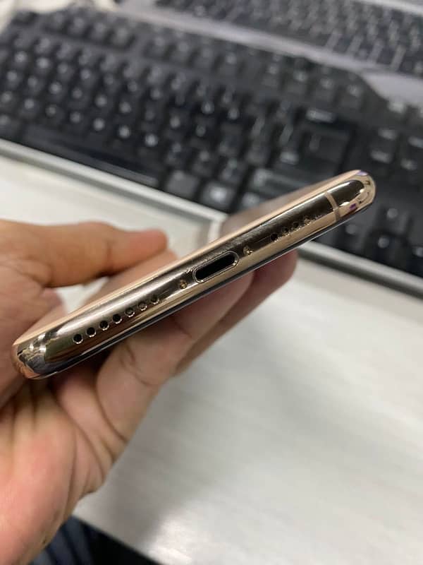 iphone Xs Max pta approved 256gb 1