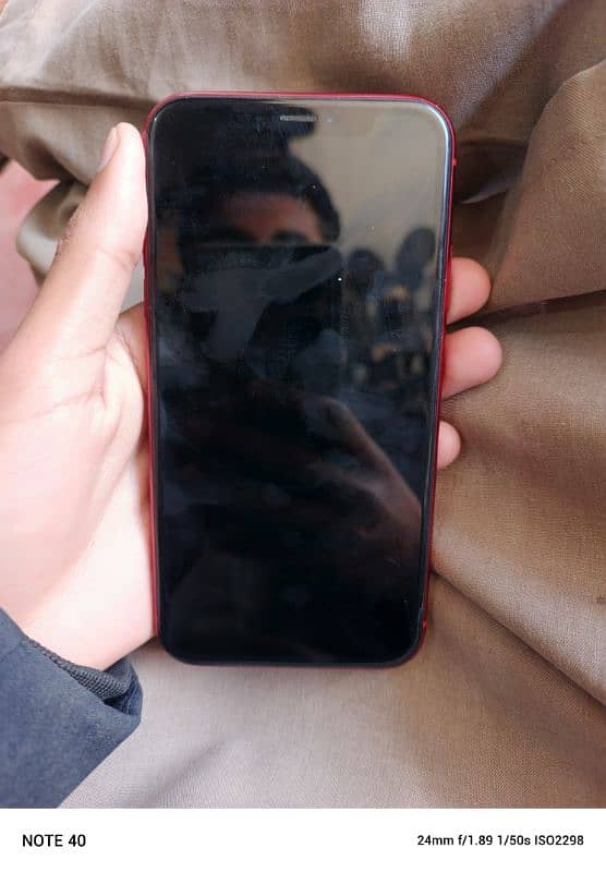 iPhone xr 64 gb 4