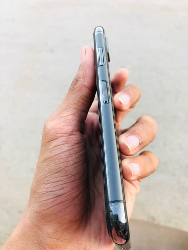 Iphone Xs Non PTA 3