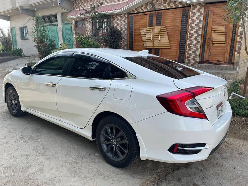 Honda Civic ivtec Oriel 2021 sun roof and leather seats 10