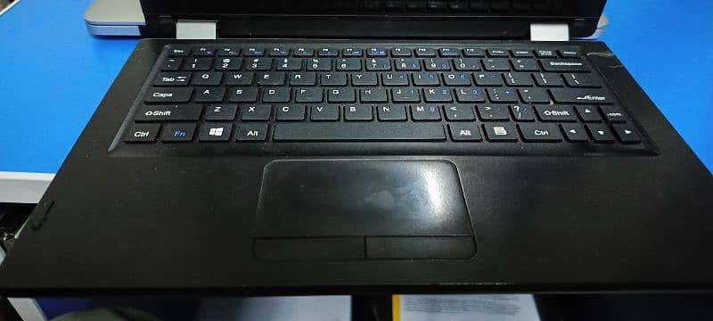 Haier Laptop 128 ssd 8 gb ram 2