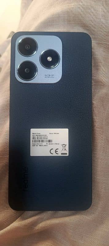 REALME C63 1