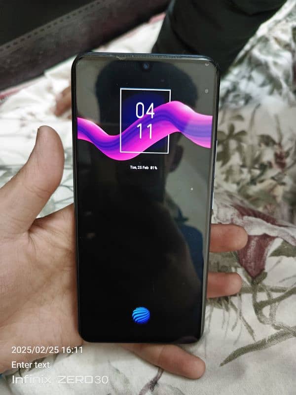 V21 VIVO BACK BROKEN MOBILE 8 128 0