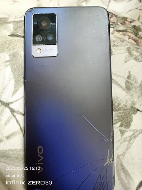 V21 VIVO BACK BROKEN MOBILE 8 128 2