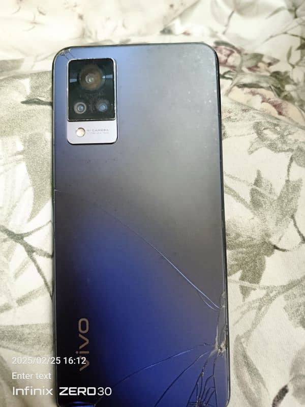 V21 VIVO BACK BROKEN MOBILE 8 128 7