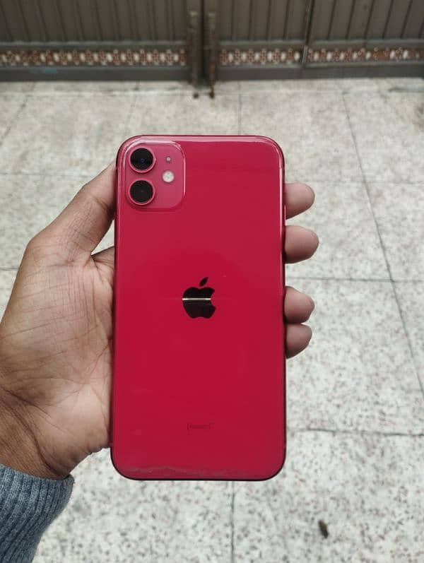 I am selling my iPhone 11 non pta factory unlocked 7