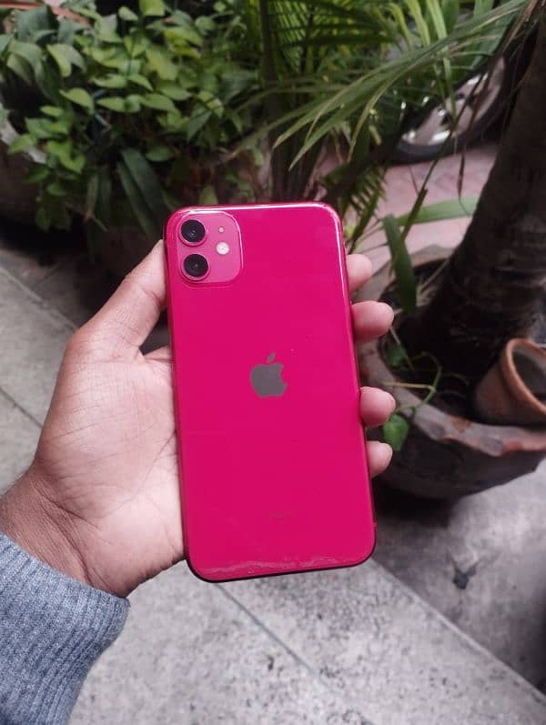 I am selling my iPhone 11 non pta factory unlocked 8