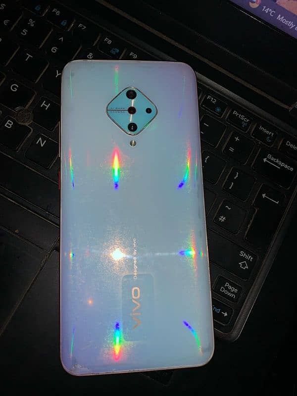 vivo s1pro 8/128 with box charge 1