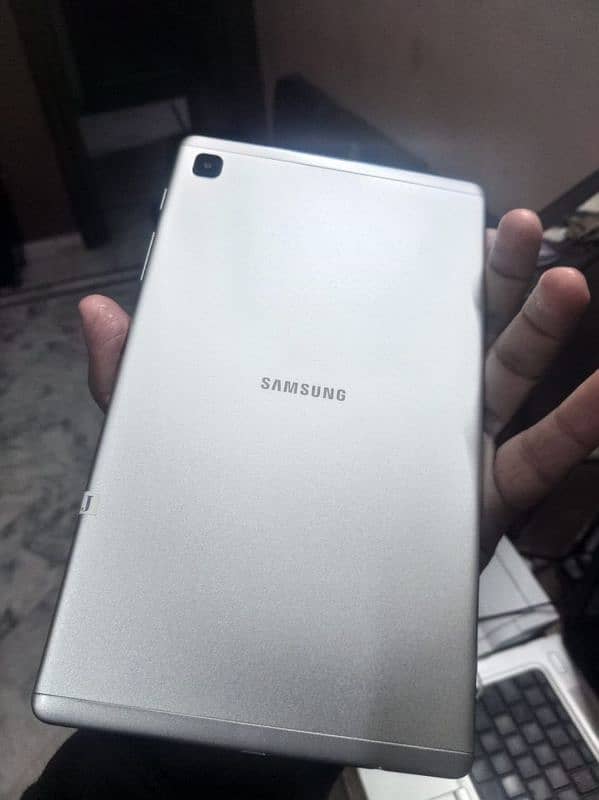 Samsung Galaxy A7 Lite 0