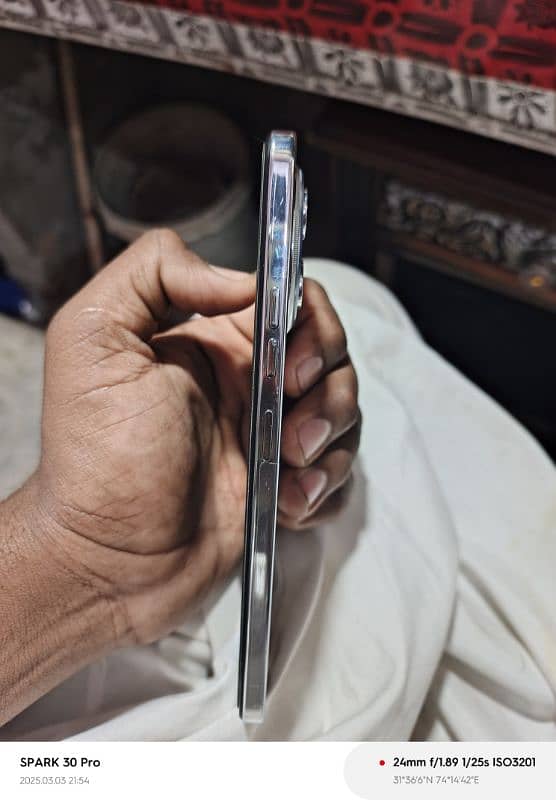 Tecno spark 30pro 3