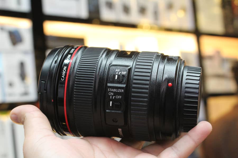 Canon 24-105mm F4L IS USM Lens 1