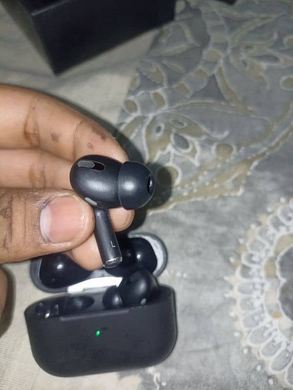 AirPods Pro 7