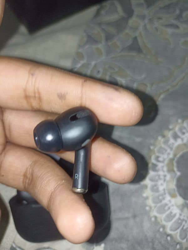 AirPods Pro 8