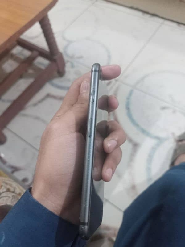 iphone 8 64 non pta 1