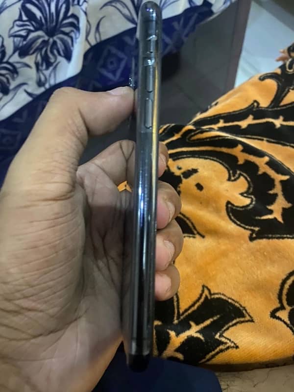 Iphone 11 Pro - Factory Unlock 8