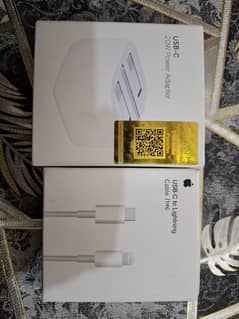 Iphone 20W Charger Adapter + Lightning Cable - Fast Charging!