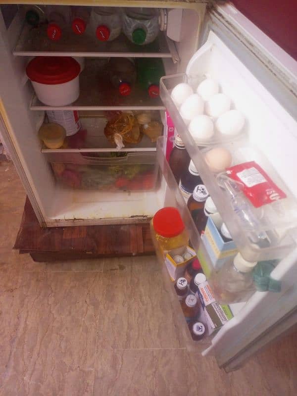 small size fridge 1