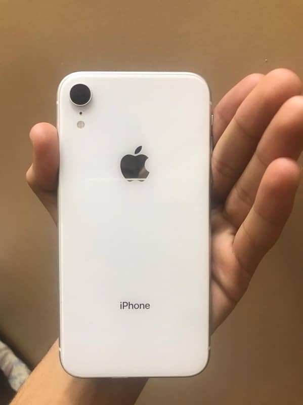 iPhone XR JV 128 gb 10/10 condition 0