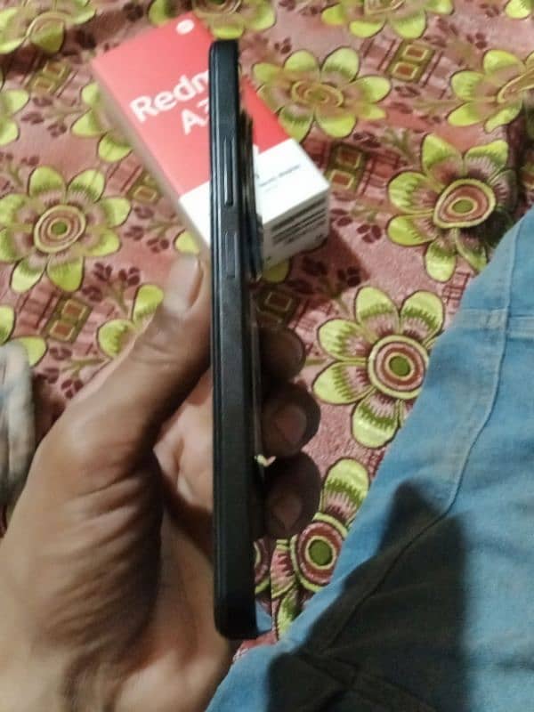 redmi A3 4GB 128 GB black colour 1