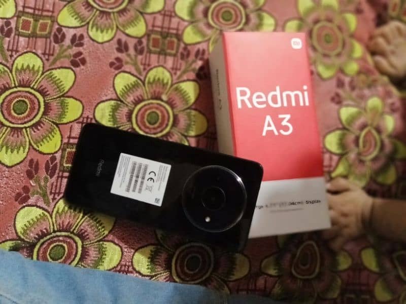 redmi A3 4GB 128 GB black colour 4