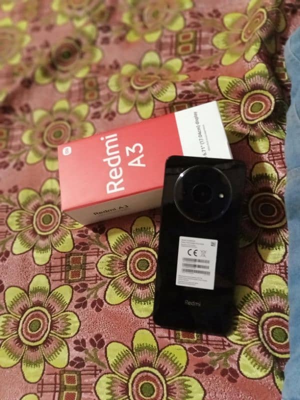 redmi A3 4GB 128 GB black colour 6