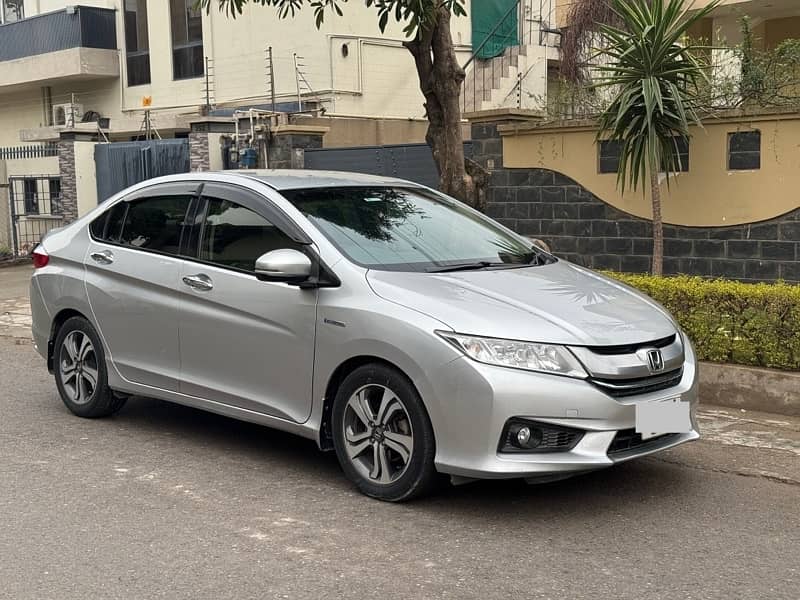 Honda Grace Hybrid 2016 5