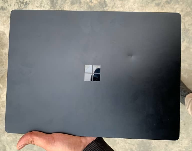 Microsoft Surface Laptop 3 Core i5 10th gen 8/256 7
