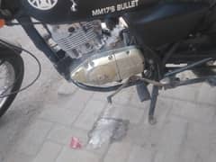 Suzuki GS 150 self start golden number 99   03006689133